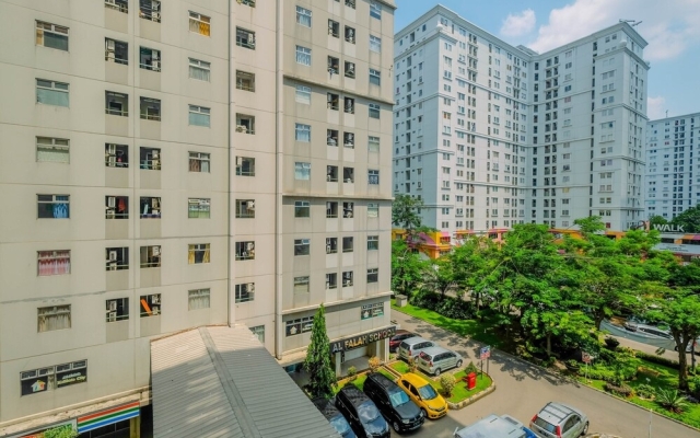 Relax 2Br Low Floor At Kalibata City Apartment
