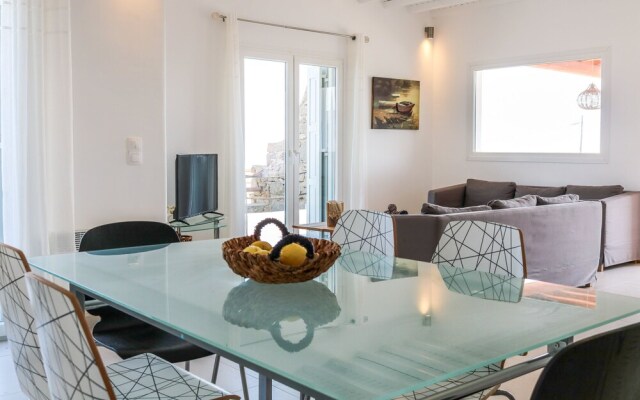 Ortus White Mykonian Luxury Villa