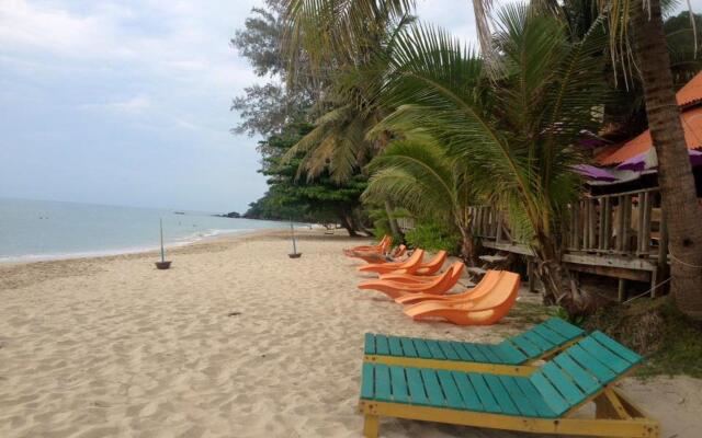 White Sand Beach Resort