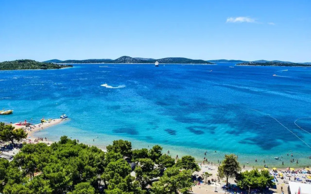 Apartment Lara 1Km From Sea