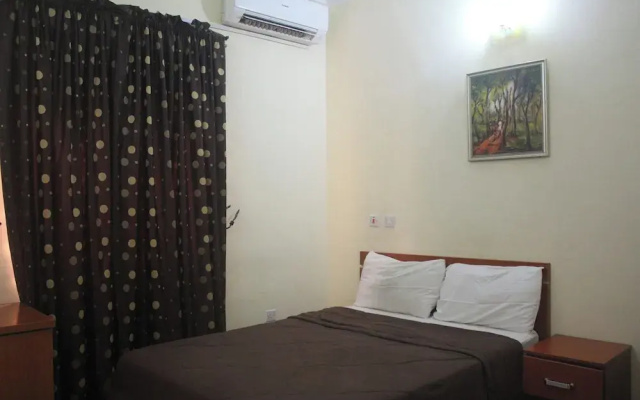 Becca Apartment
