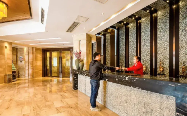 Rezen Kingtown Hotel (Chongqing Ranjiaba)