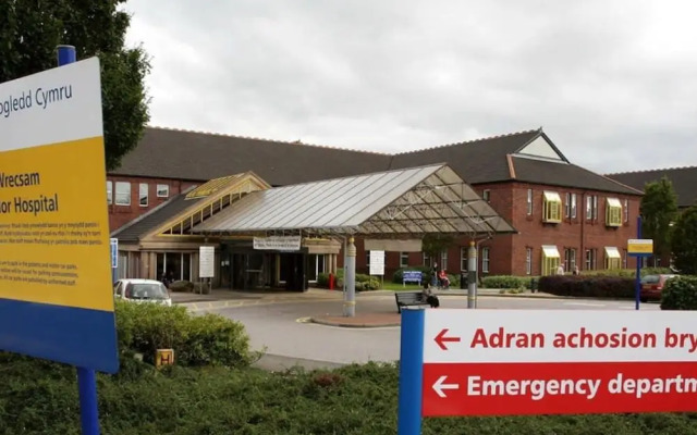 Wrexham Central Stay Apartment Seven