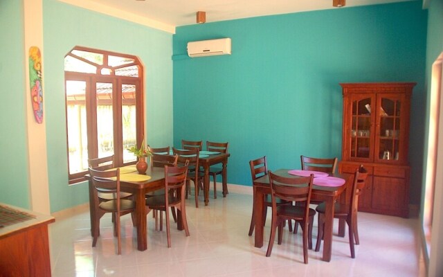 King Coconut Lodge