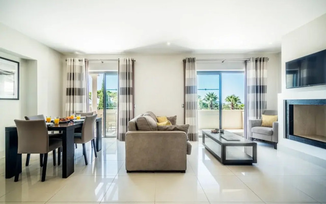 Vilamoura Pine Hills With Pool by Homing