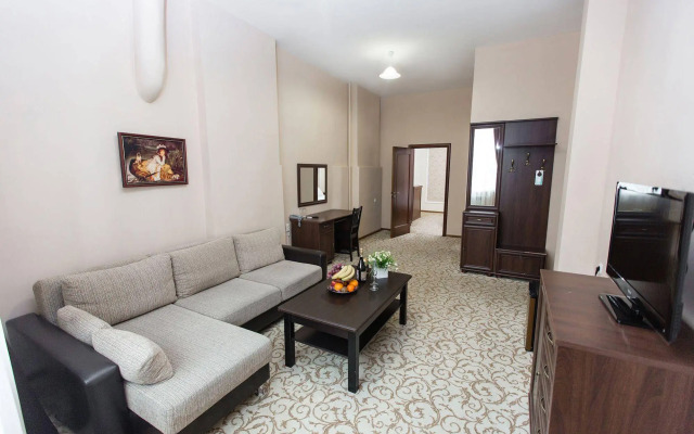 Matreshka Hotel