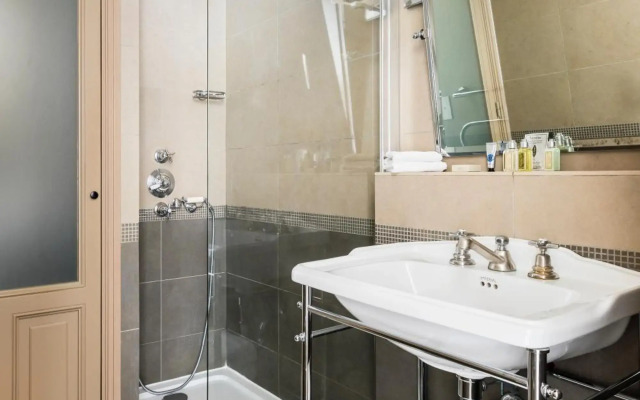 Hotel Verneuil