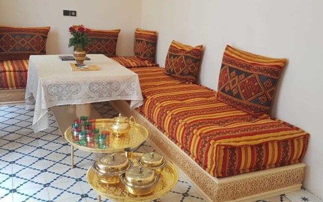 Romouz Kasbah Riad