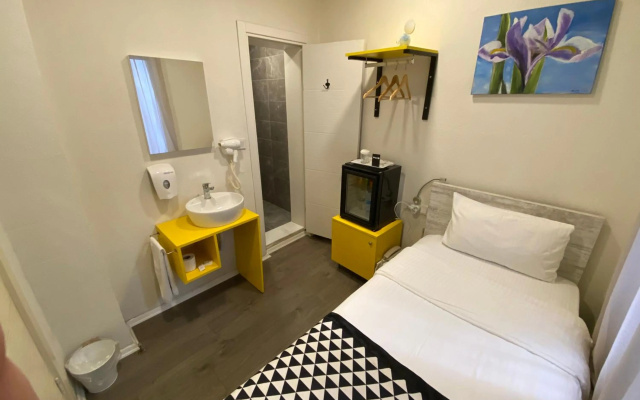 Piano Hotel