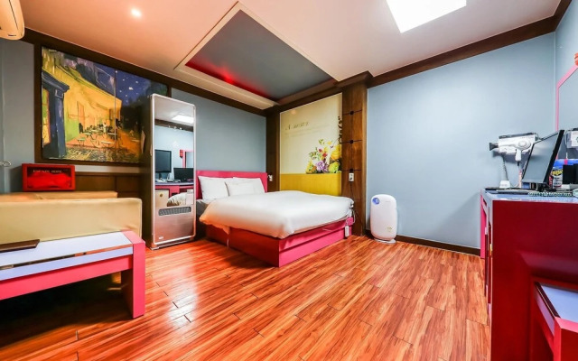 Jecheon N Motel
