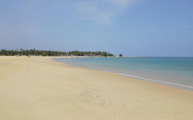 Seth Dev Lagoon Chalets Kalpitiya