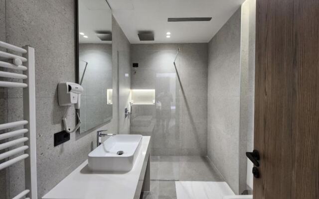 CHARM Hotel