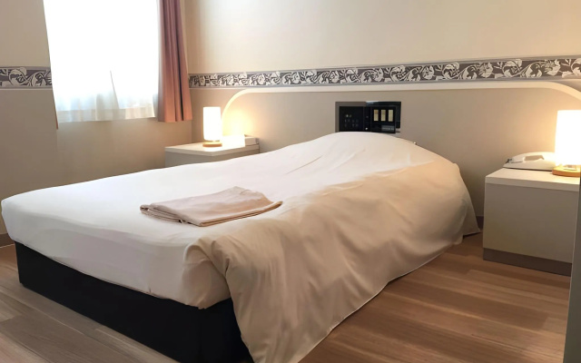 BUSINESS HOTEL La Firenze – Guest Rooms – Tokyo