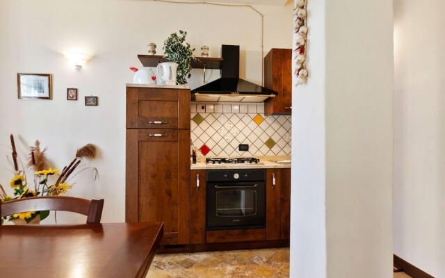 Traditional Holiday Home in Chianni With Swimming Pool