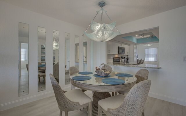 Absolute Anna Maria- 2 Bedroom Condo