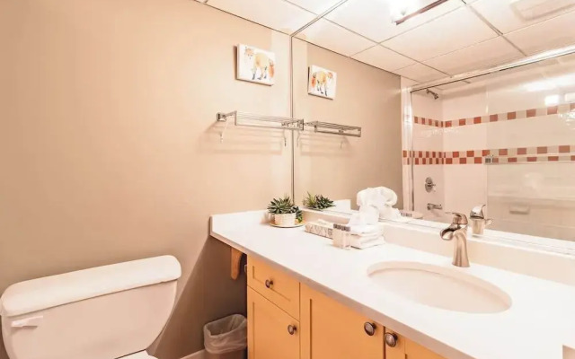 Large Spacious one Bedroom Suite - 506