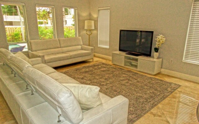 Beachwalk Villa