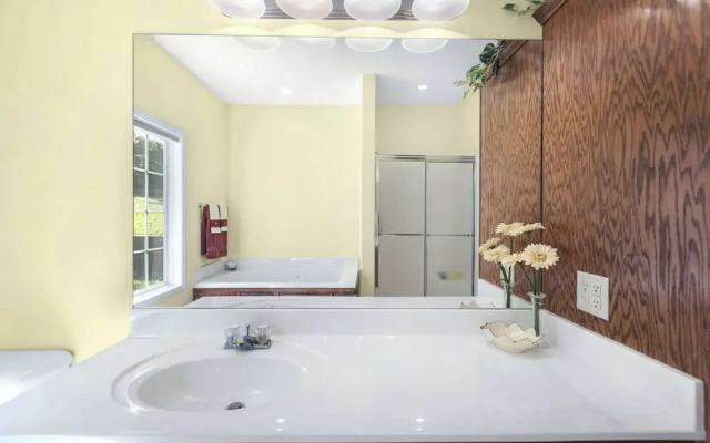 Gentle Slopes Retreat Fit For 12!