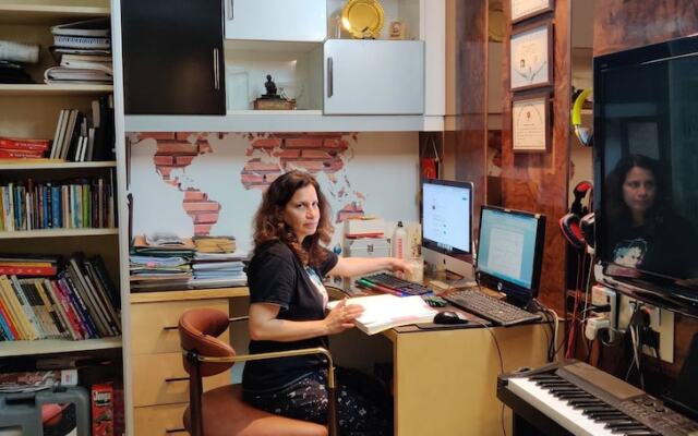 Room in Condo - 'mount View Double-bed' By Aparna Bienvenue !