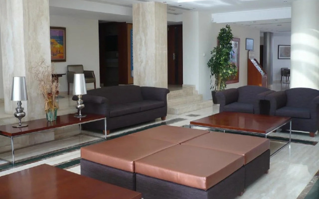 Aparthotel Playa Dorada