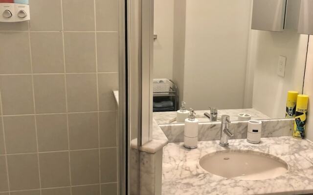 Rooms in the Heart of DT