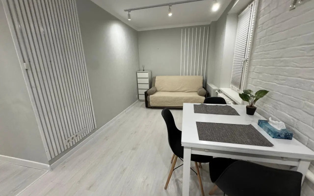 Апартаменты на улице 1905 года, 11с1