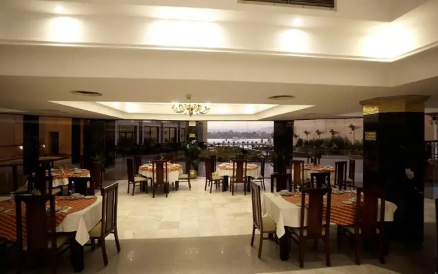 Lotus Luxor Hotel