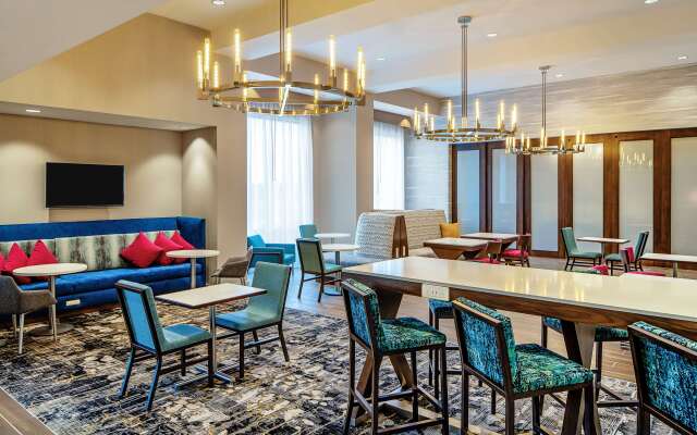 Hampton Inn & Suites Raleigh Midtown