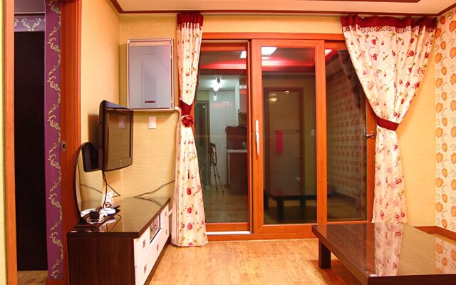 Boryeong Yongdu Beachbill Pension