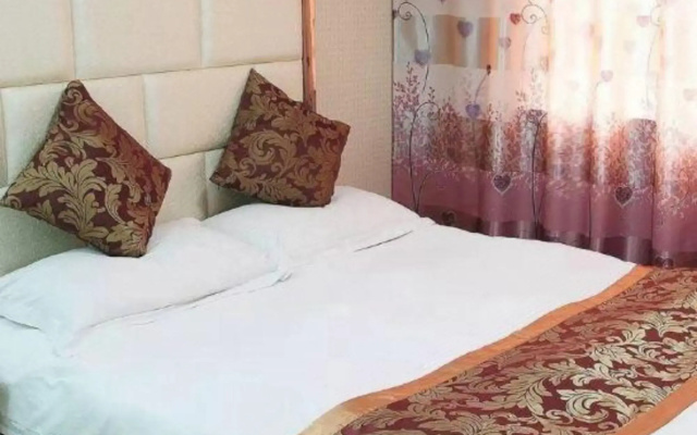 Xuening Express Hotel(杭州学宁快捷酒店(文泽路地铁站店))