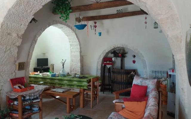 Trulli sotto La Cupa