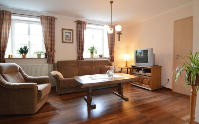 Peaceful Apartment in Plütscheid Eifel near Forest