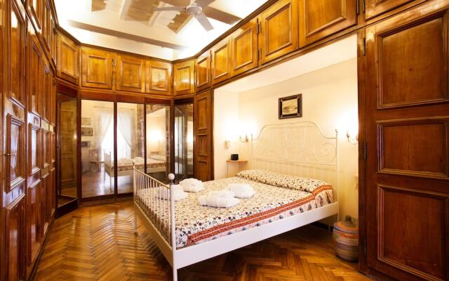 Passeggiata di Ripetta, Splendid Comfortable Apartment with 2 Bedrooms And 2 Bathrooms - A/C-Wi-Fi