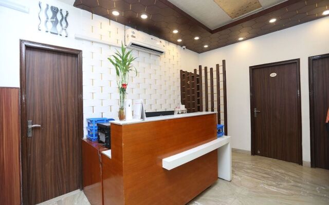 OYO 15907 The Destiny Inn