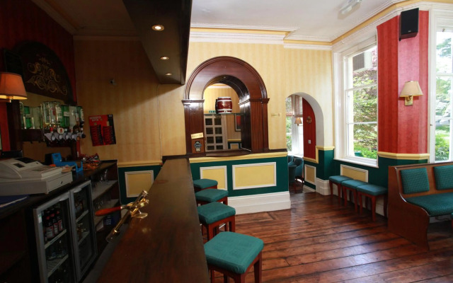 Russell Hotel