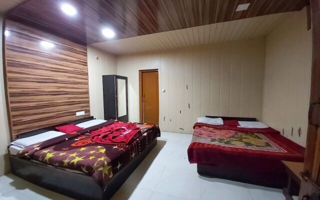 Goroomgo Atithi Raj Nainital