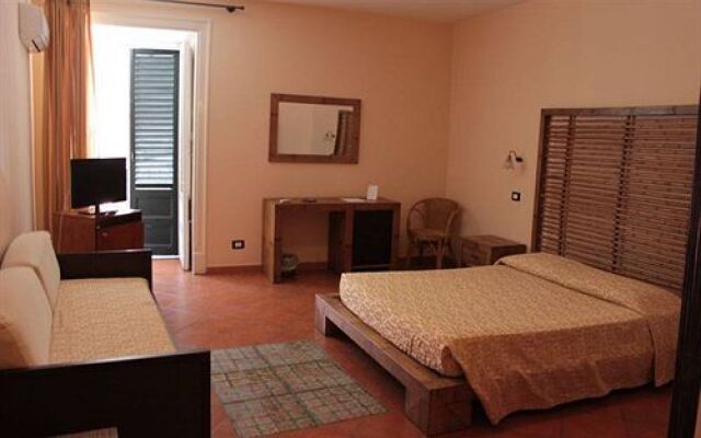 Kalamarina Rooms B&B