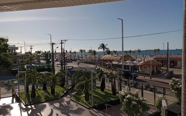 Clarke's Landscape Apartment 303 Gold B Nascente Sombra