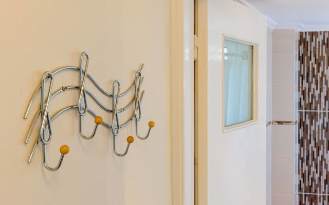 Charmy Petit 1 Bedroom Flat in Athens