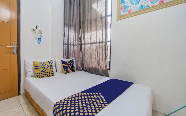 OYO Life 94040 Agung Home Stay