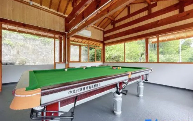 Xixia Mountain Retreat · Wild Luxury Mountain Views, Skiing, and Relaxed Family Vacation