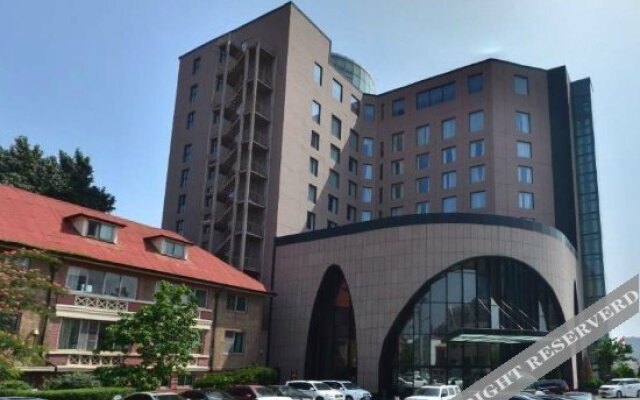 Yingkou International Hotel