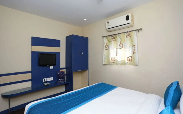 OYO 10284 Hotel Transit