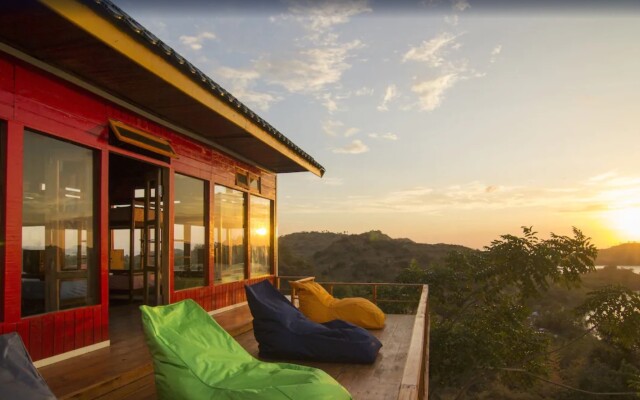 One Tree Hill - Hostel