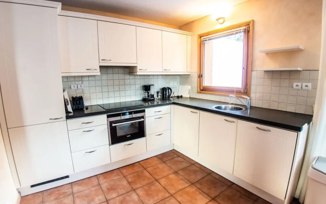 Apartment in Saint-francois-longchamp Near ski