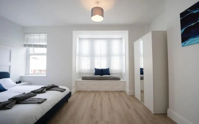 Spacious Holiday Home in Porthcawl