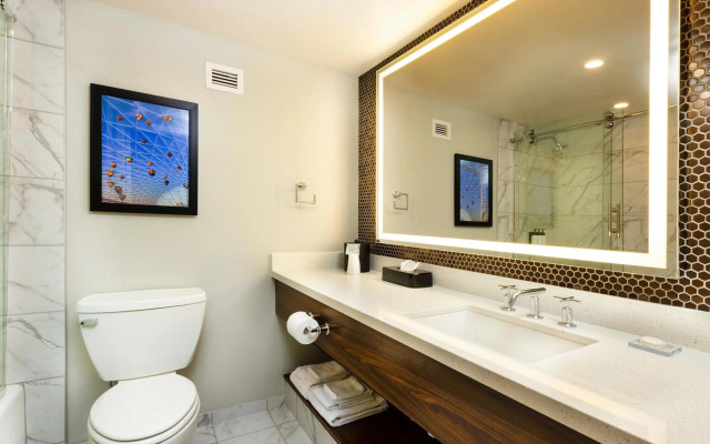 Sands Regency Casino Hotel — только для взрослых