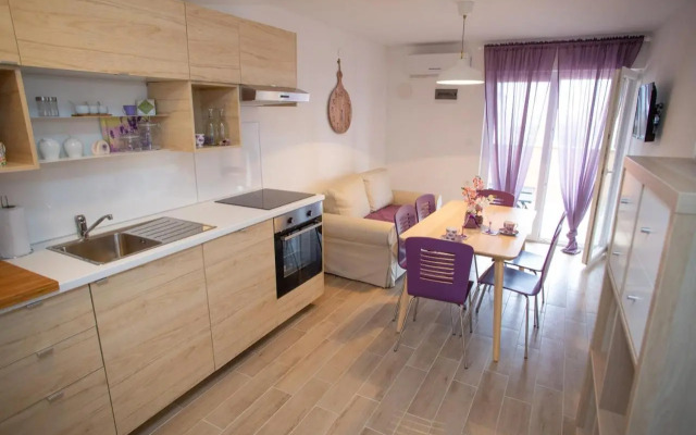 Apartman Matej with pool Povljana