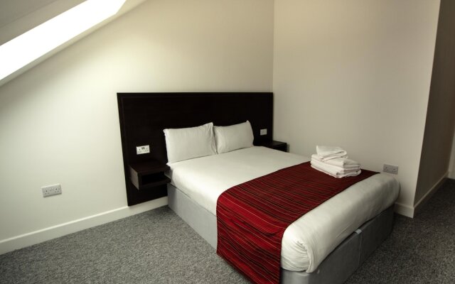 Somerville Apartments  London Heathrow