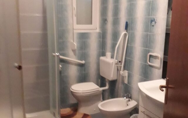 Charming Palit Kroatien Holiday House With Garden